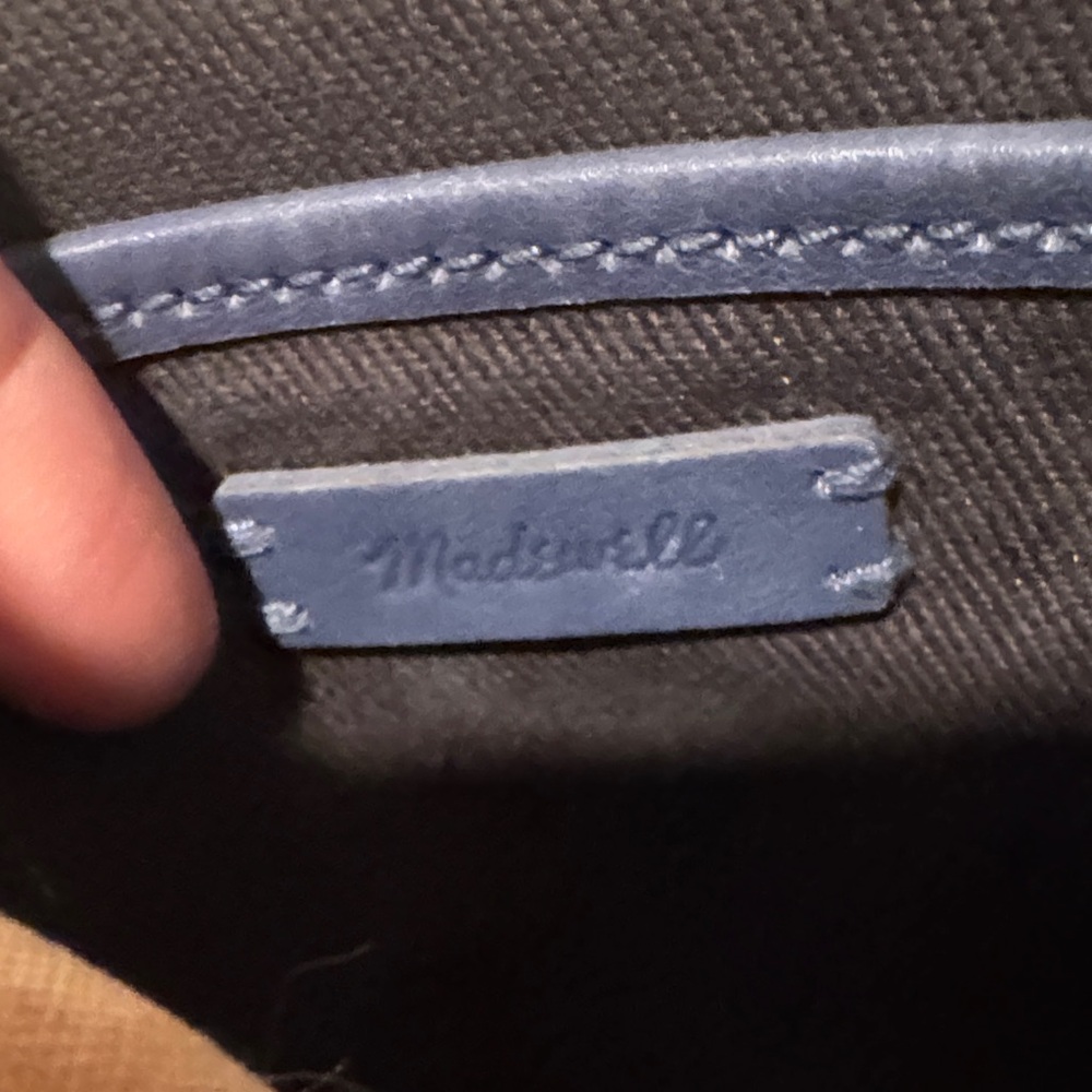 Madewell adjustable Navy cross body bag - Picture 3 of 7